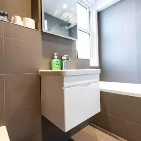 Appartement Lumineux Et Confortable * Reims