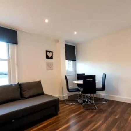 Appartement Lumineux Et Confortable * Reims